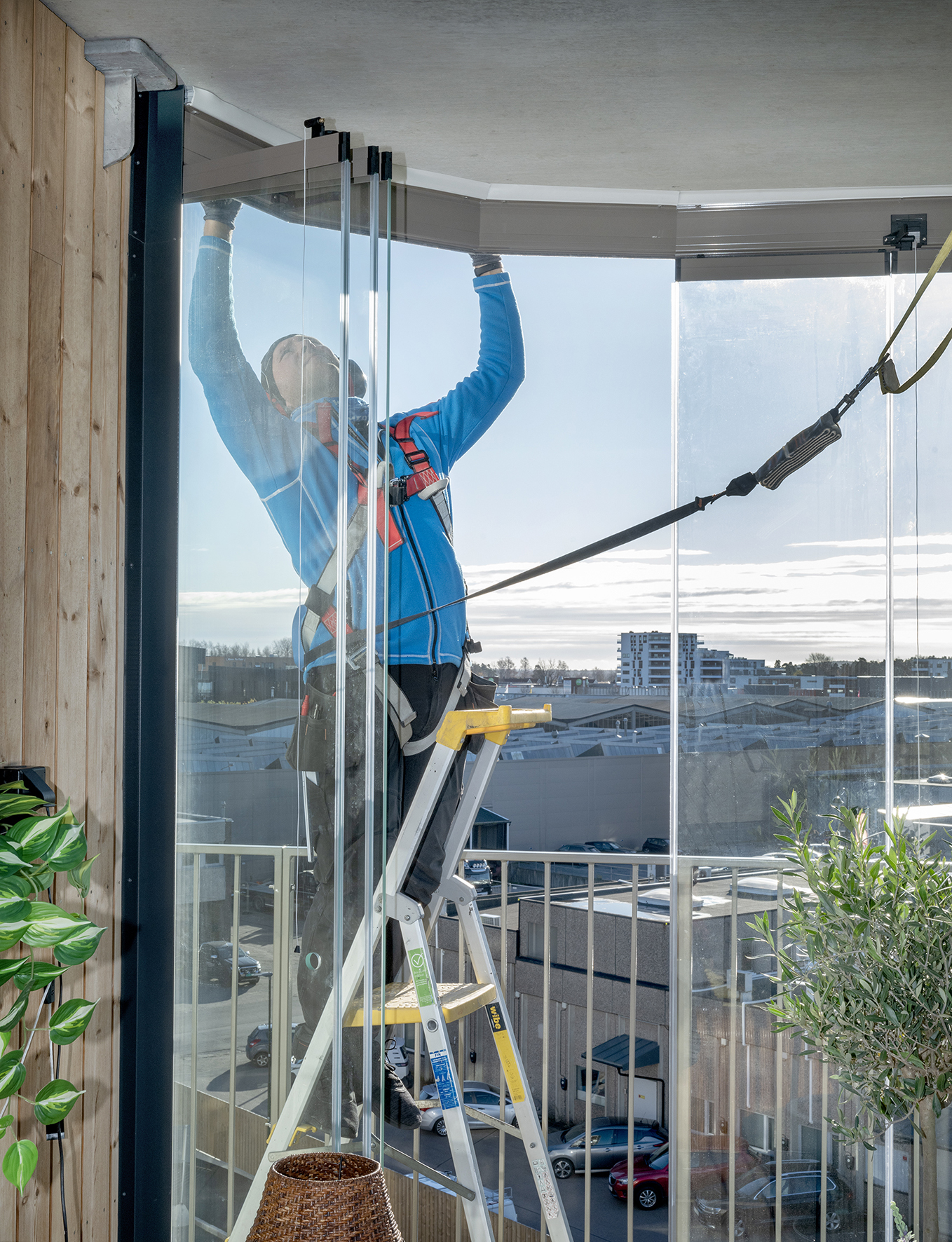 Balkonginnglassing før montering – utsikt fra innglasset balkong